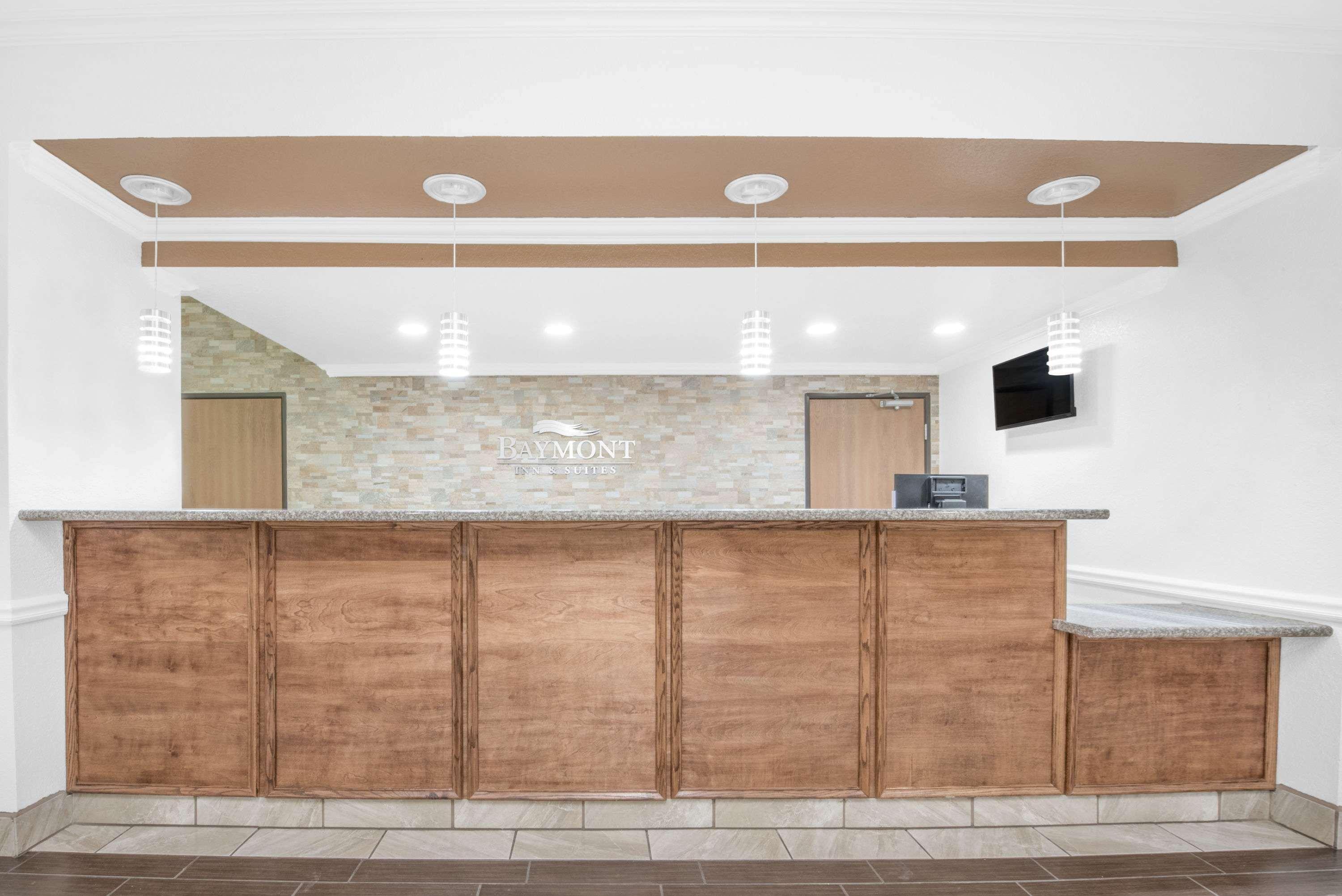 Baymont By Wyndham Pearsall מראה חיצוני תמונה